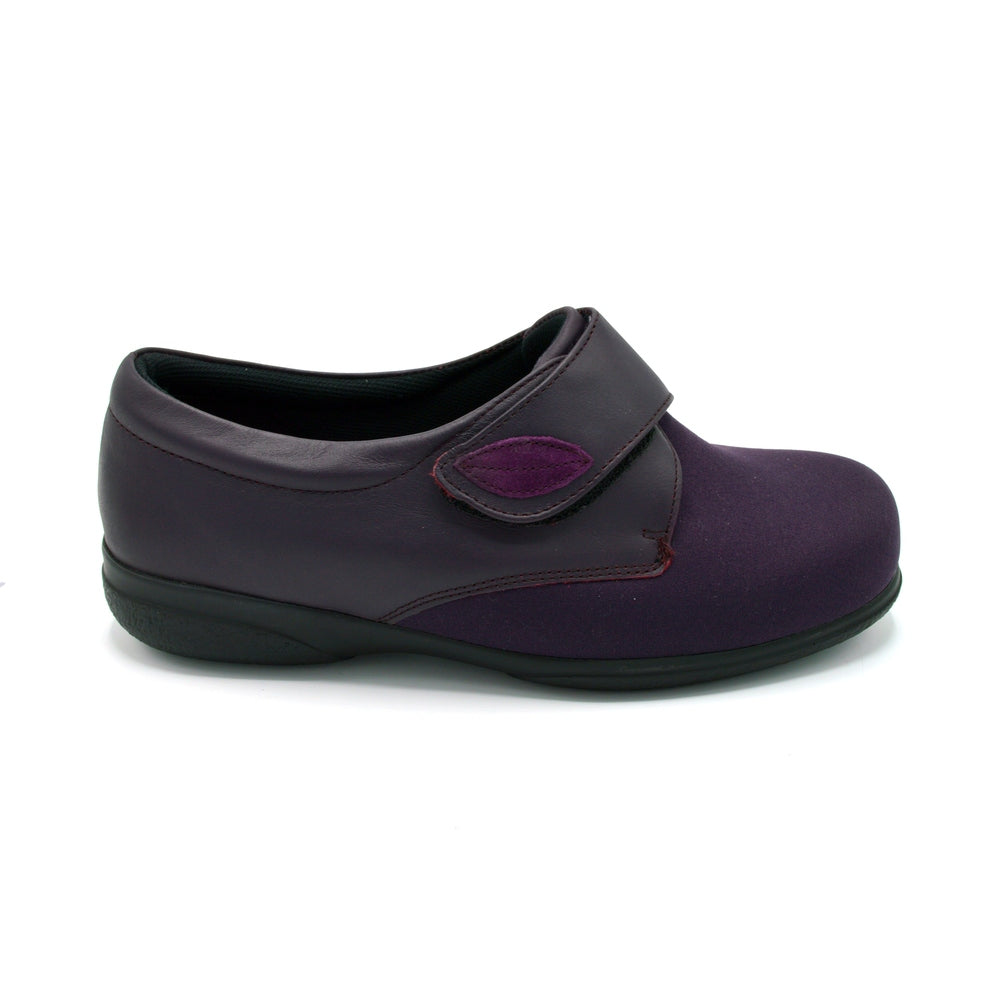 Ladies wide shops fit velcro fastening shoes