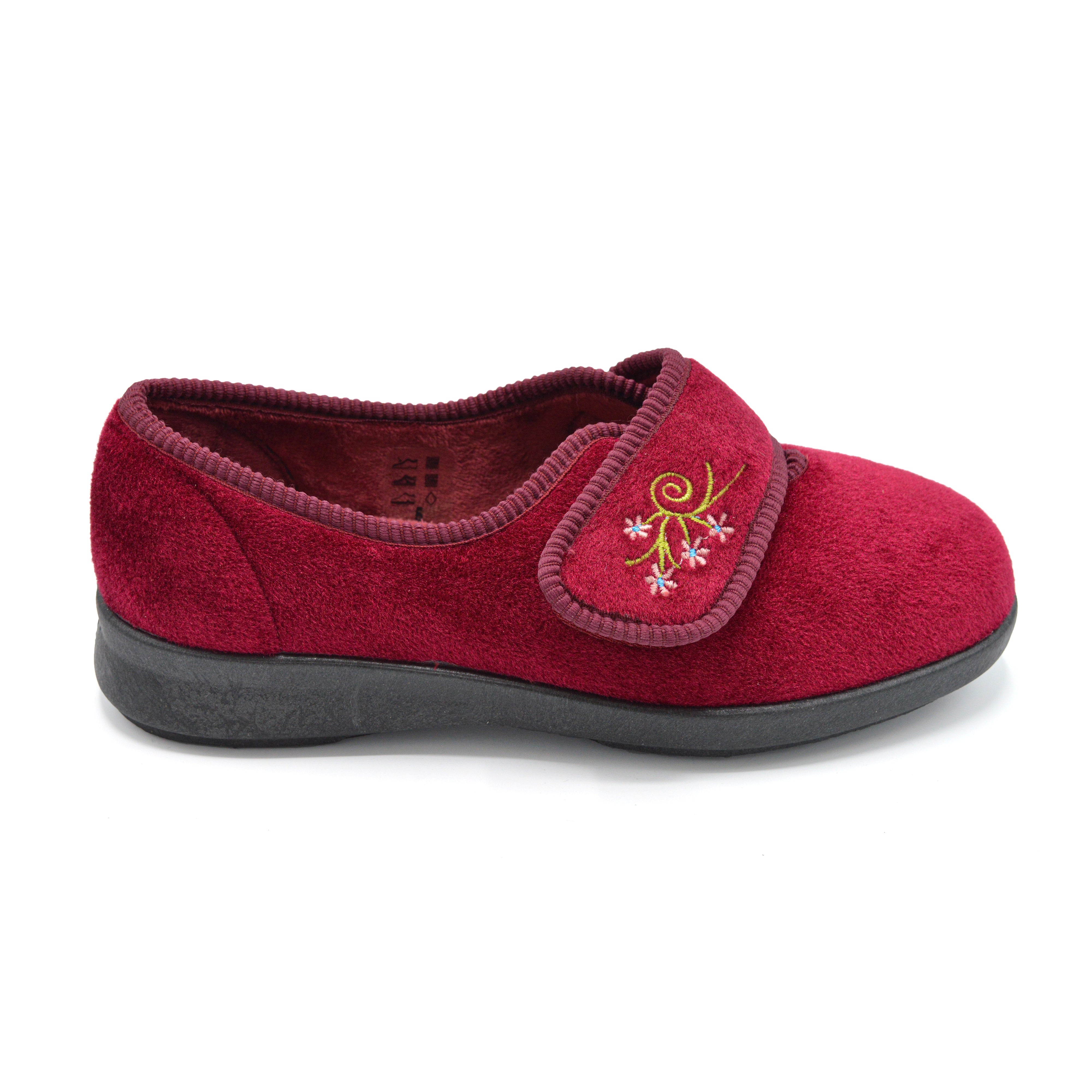 Ladies Extra Wide Fitting Slipper For Bunions - Burgundy — Wide Shoes